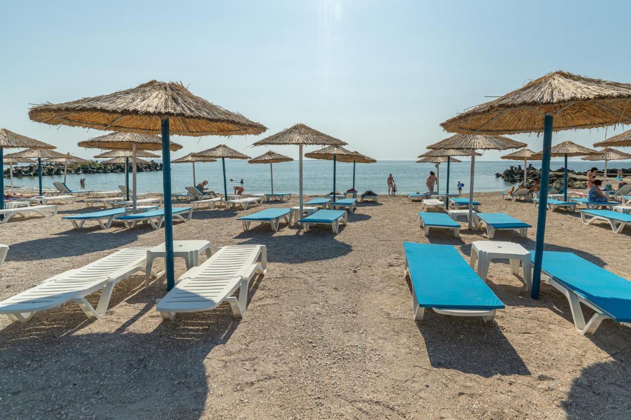 Cleopatra Hotel